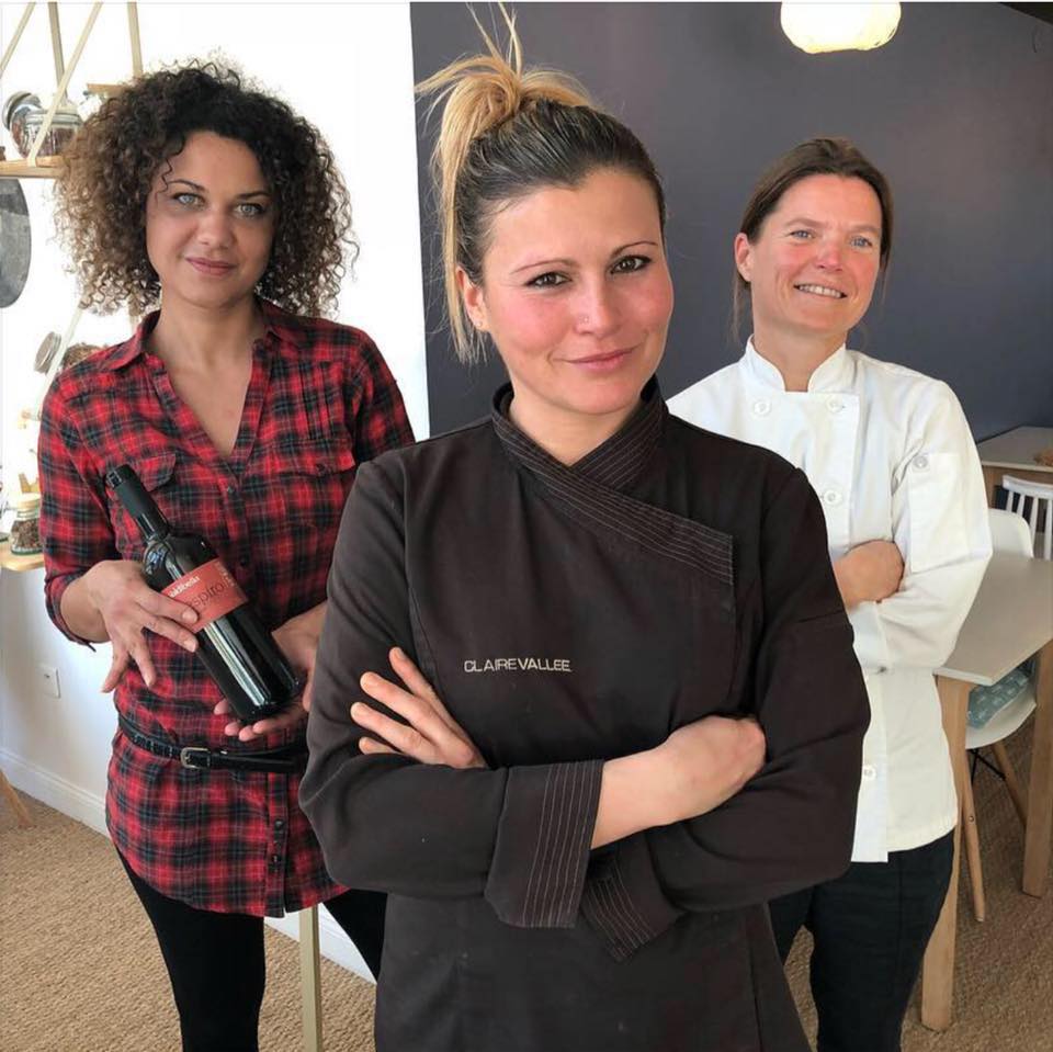 31037532_910459855805201_5913536248462442496_n